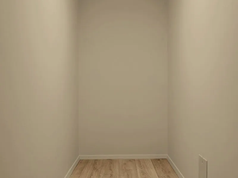 Before and after: Spare room after a renovation: dust and paint